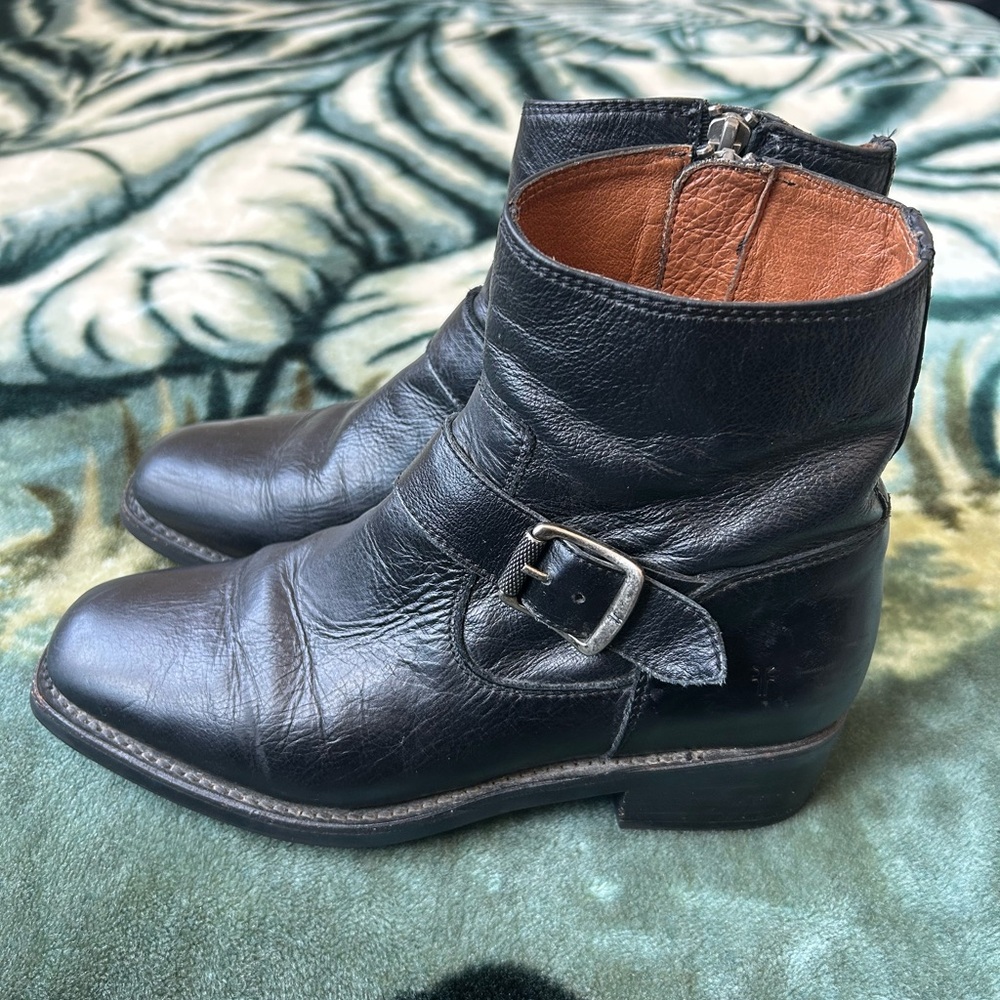 -Frye Black Zip Buckle Boots
-Size 7
